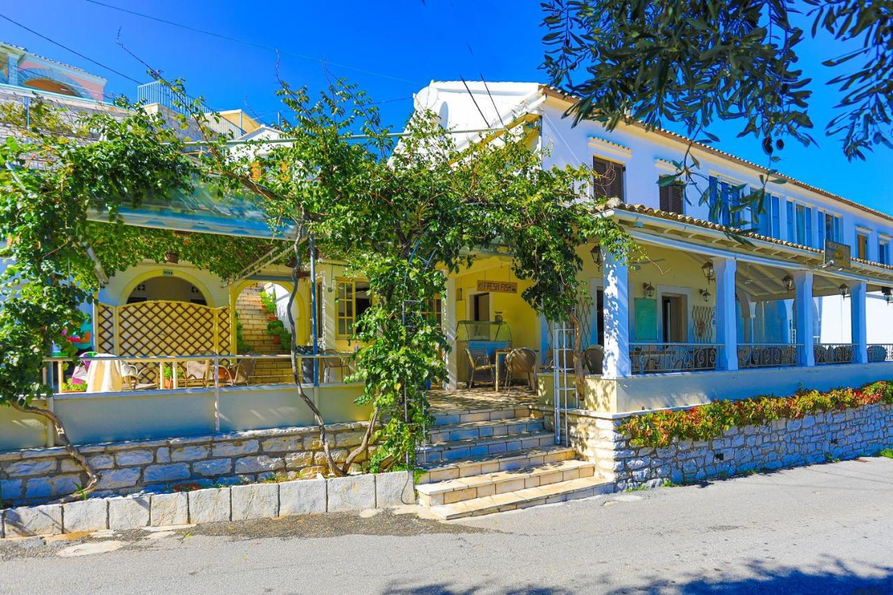 Theophilos Ena Agios Stefanos  Exterior photo